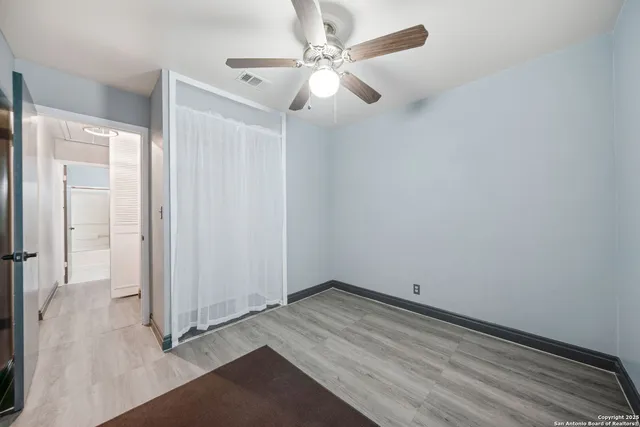 $1,300 | 6022 Castle Vw Drive, San Antonio, TX 78218