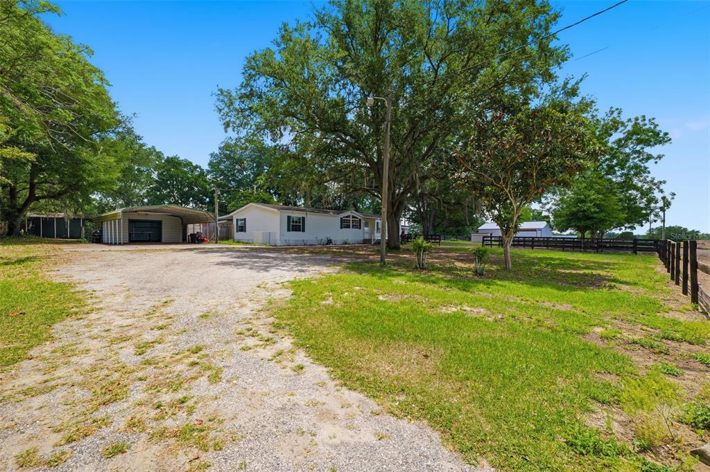 8606 Boyt Road Zephyrhills, FL 33540 - Photo 6 of 85