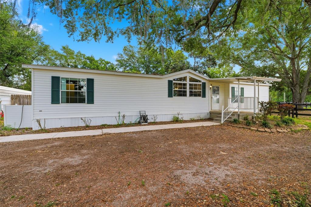 8606 Boyt Road Zephyrhills, FL 33540 - Photo 7 of 85