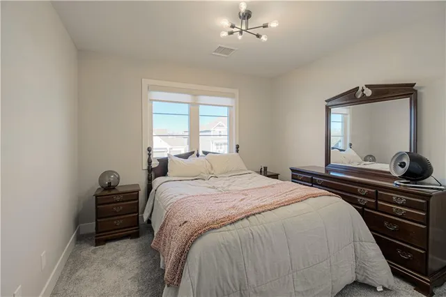 $630,000 | 1829 Green Meadow Drive, Liberty, MO 64068