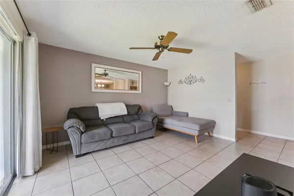 $149,900 | 4202 Pershing Pointe Place, Unit 7, Orlando, FL 32822
