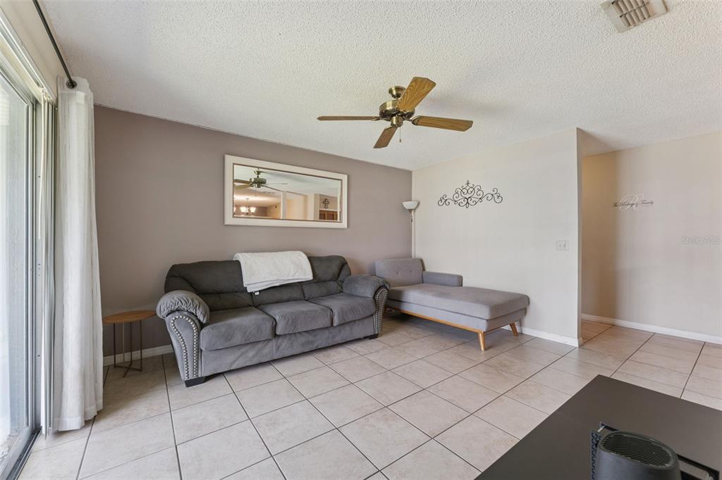 4202 Pershing Pointe Place, Unit 7 Orlando, FL 32822 - Photo 5 of 25