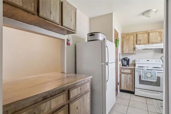 $149,900 | 4202 Pershing Pointe Place, Unit 7, Orlando, FL 32822