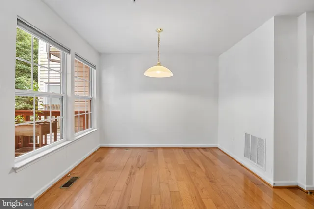 $2,900 | 8103 Pennington Drive, Laurel, MD 20724