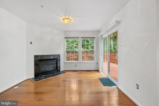 $2,900 | 8103 Pennington Drive, Laurel, MD 20724