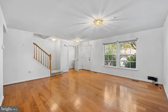 $2,950 | 8103 Pennington Drive, Laurel, MD 20724