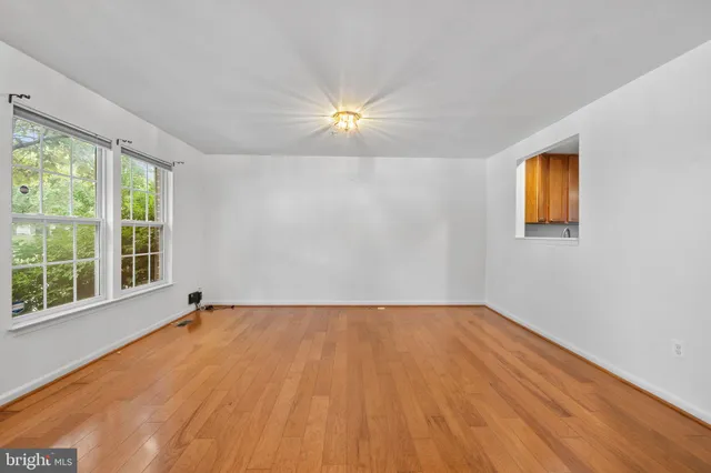 $2,900 | 8103 Pennington Drive, Laurel, MD 20724