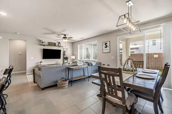 $495,000 | 4158 Buckingham Avenue, Clovis, CA 93619