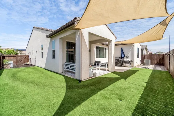 $495,000 | 4158 Buckingham Avenue, Clovis, CA 93619