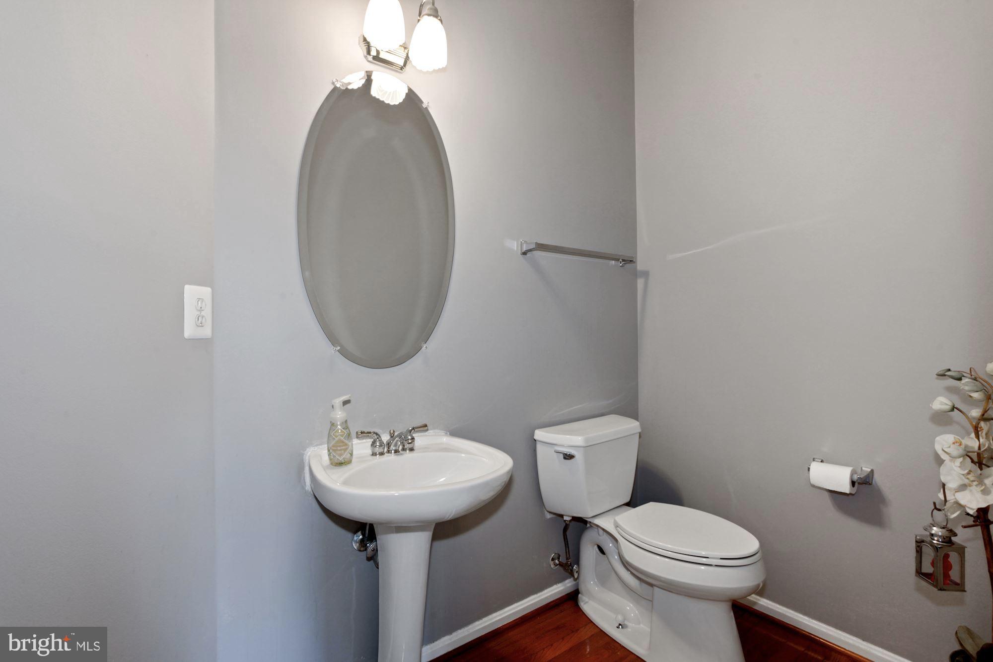 8224 Bates Road Lorton, VA 22079 - Photo 11 of 31 Gallery Image 11