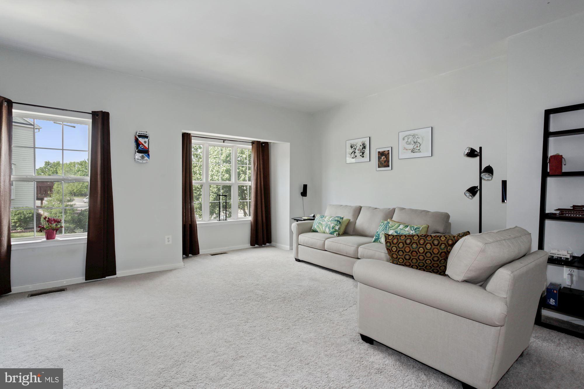 8224 Bates Road Lorton, VA 22079 - Photo 7 of 31 Gallery Image 7