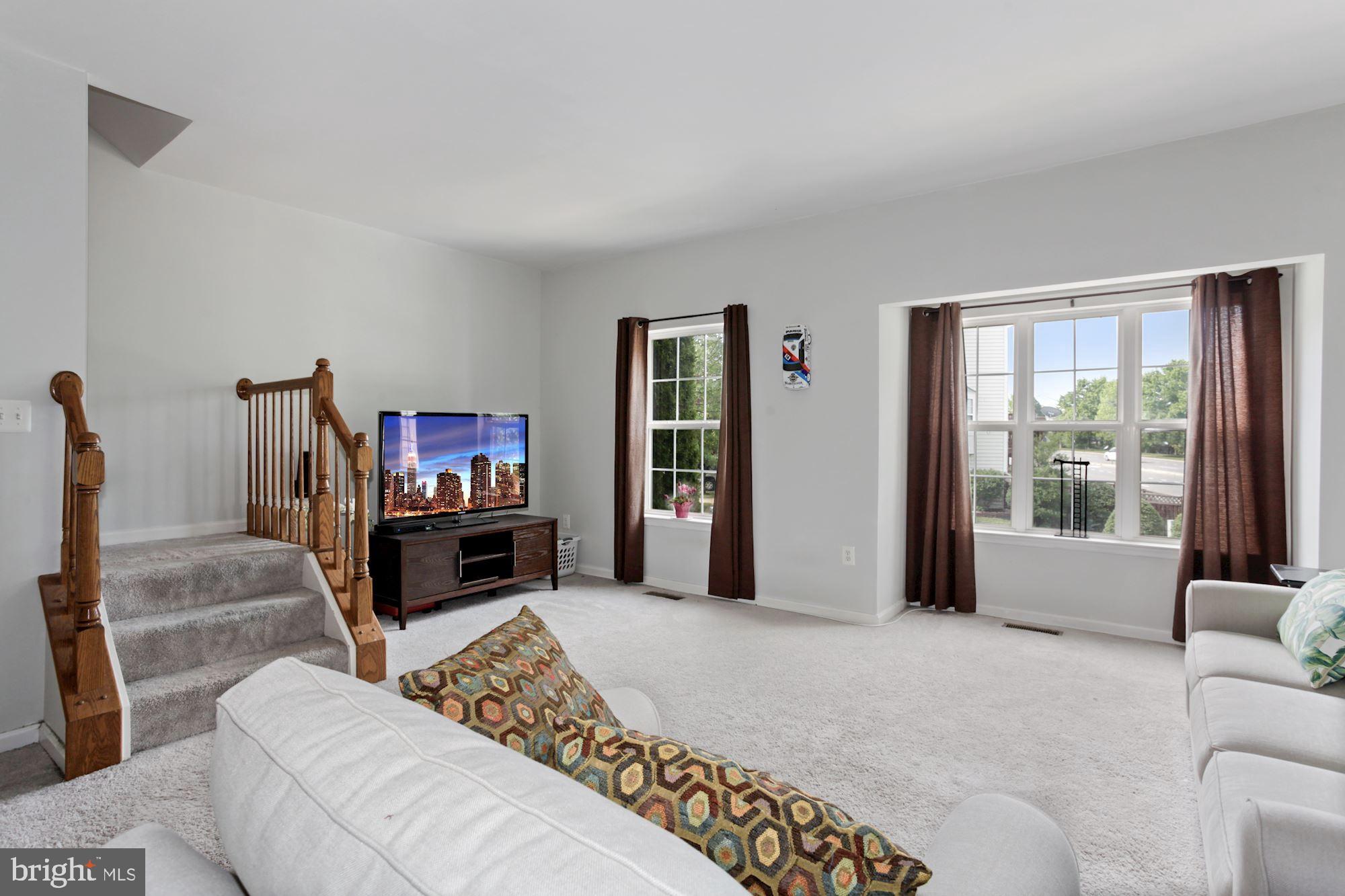 8224 Bates Road Lorton, VA 22079 - Photo 8 of 31 Gallery Image 8