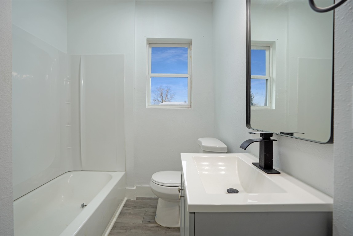 8505 Denby Street Houston, TX 77012 - Photo 12 of 15