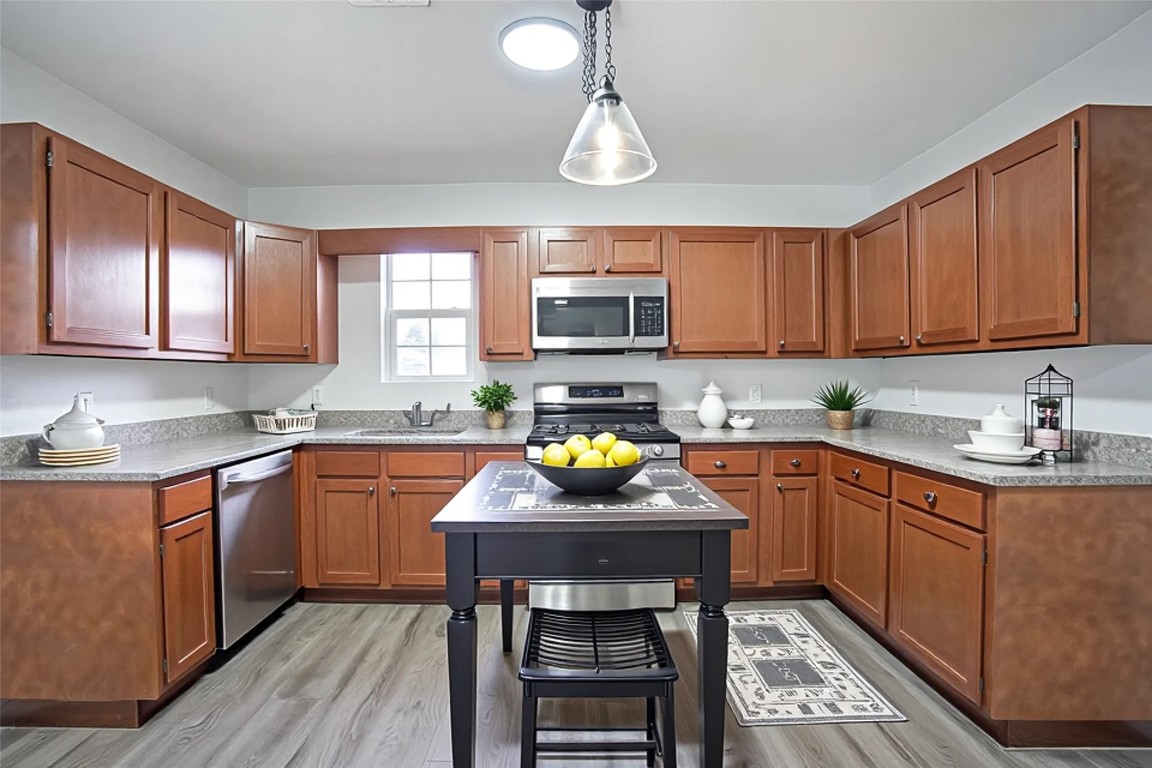 8505 Denby Street Houston, TX 77012 - Photo 6 of 15