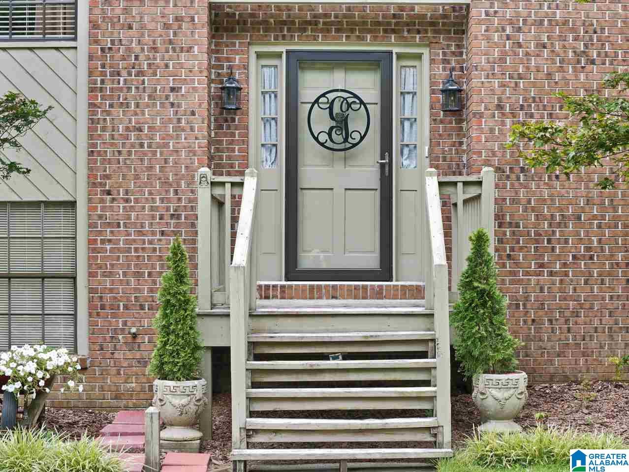 122 Forest Parkway Alabaster, AL 35007 - Photo 2 of 40
