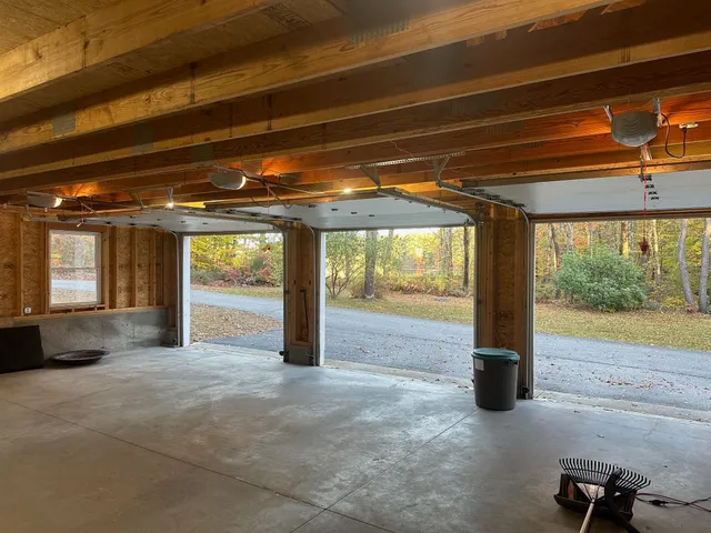 $595,000 | 948 Strafford Road, Barrington, NH 03825