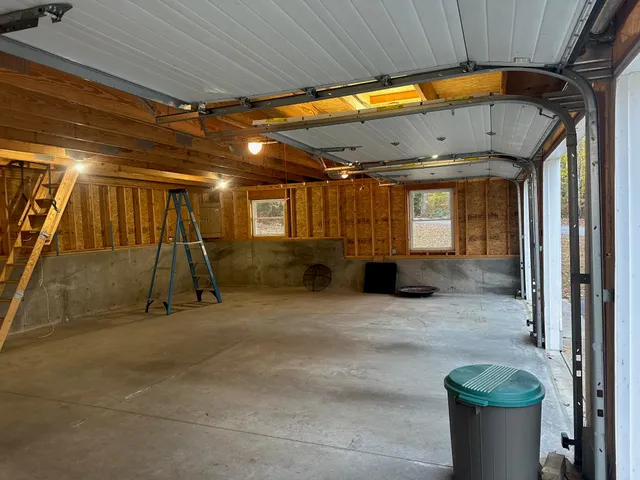 $595,000 | 948 Strafford Road, Barrington, NH 03825