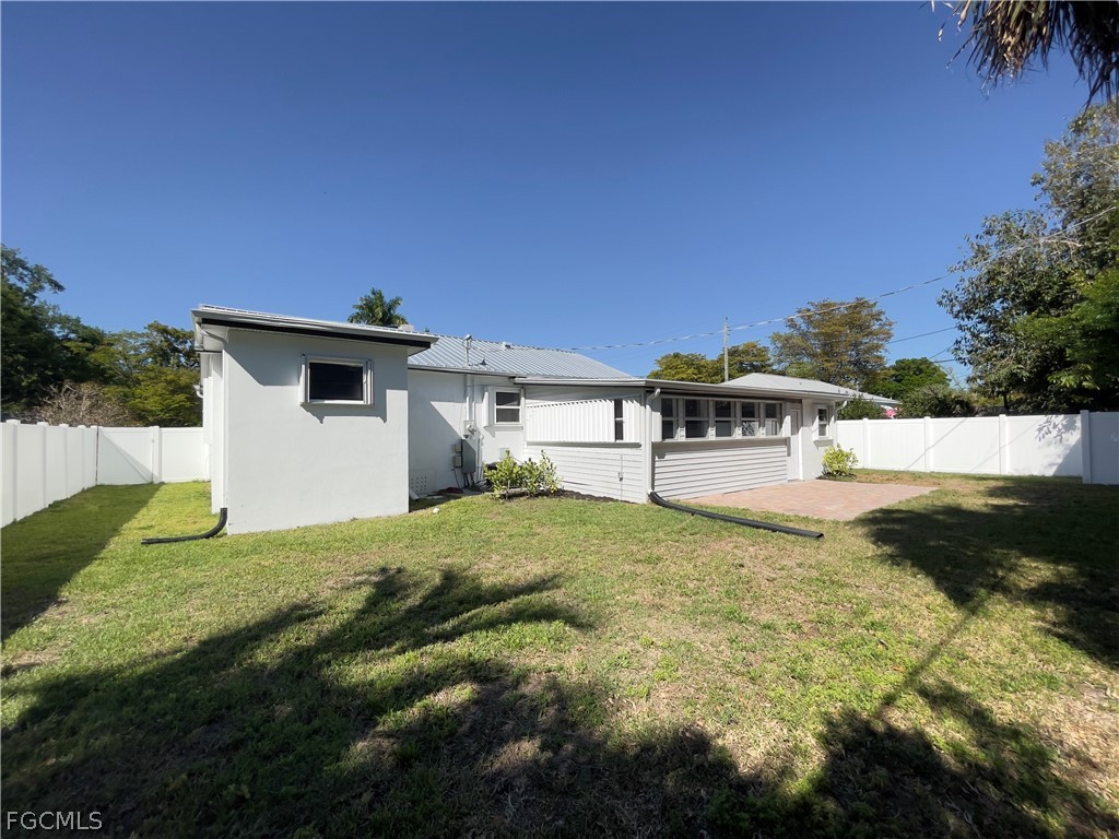 1562 Ransom Street Fort Myers, FL 33901 - Photo 33 of 36
