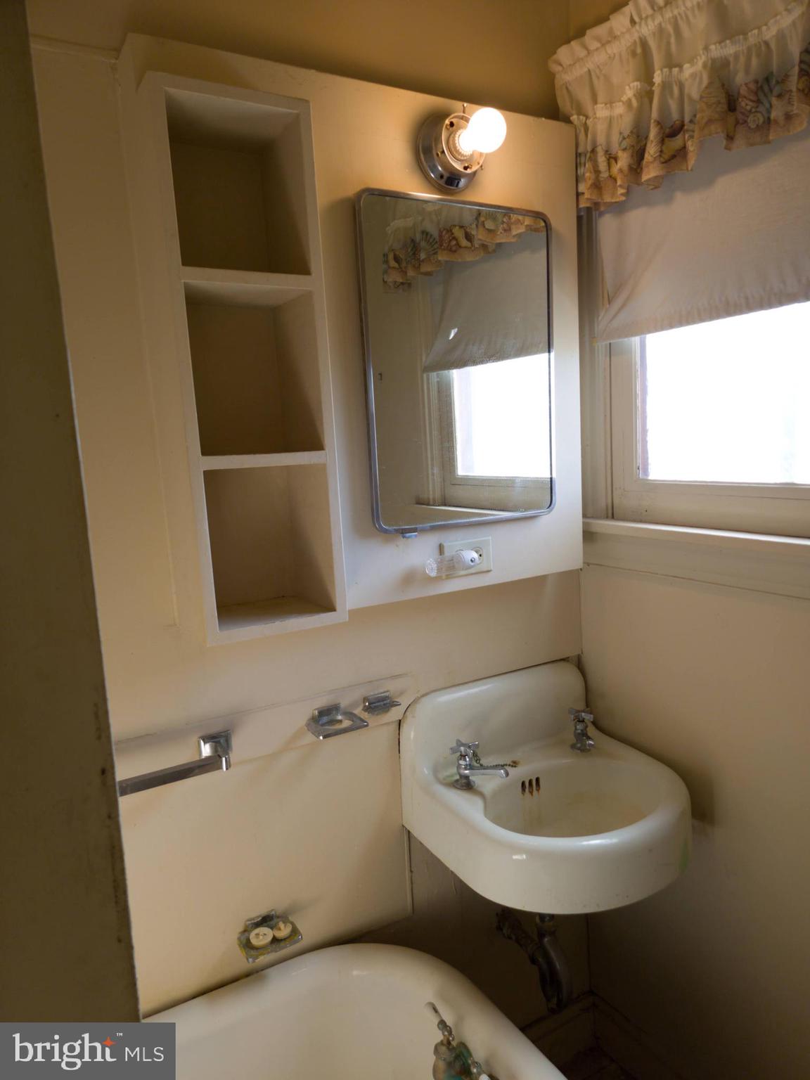 1831 Rudy Road Harrisburg, PA 17104 - Photo 21 of 42 Gallery Image 21
