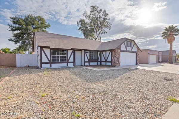 $489,990 | 5645 West Mescal Street, Glendale, AZ 85304