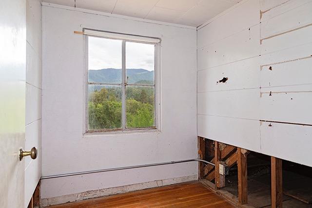 7375 North Applegate Road Grants Pass, OR 97527 - Photo 8 of 25 Additional Photo
