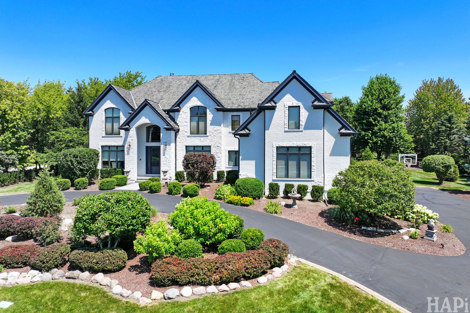 1410 Newcastle Court Inverness, IL 60010 - Photo 4 of 82 Gallery Image 4