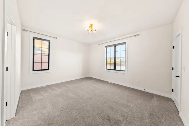 $900,000 | 1424 White Deer Trail, Waukesha, WI 53189