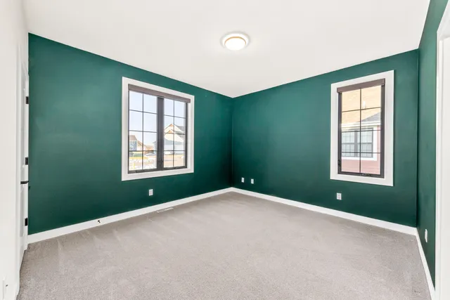 $900,000 | 1424 White Deer Trail, Waukesha, WI 53189