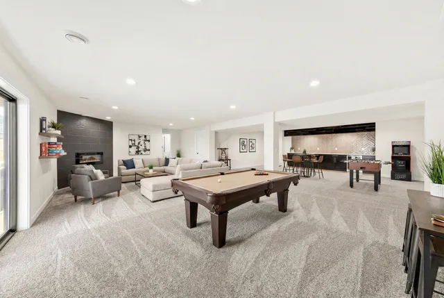 $900,000 | 1424 White Deer Trail, Waukesha, WI 53189