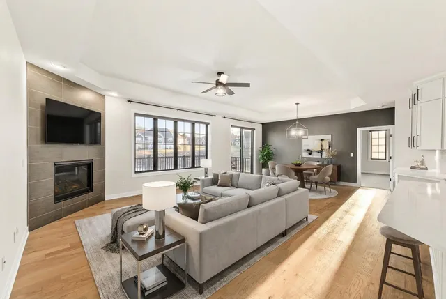 $900,000 | 1424 White Deer Trail, Waukesha, WI 53189