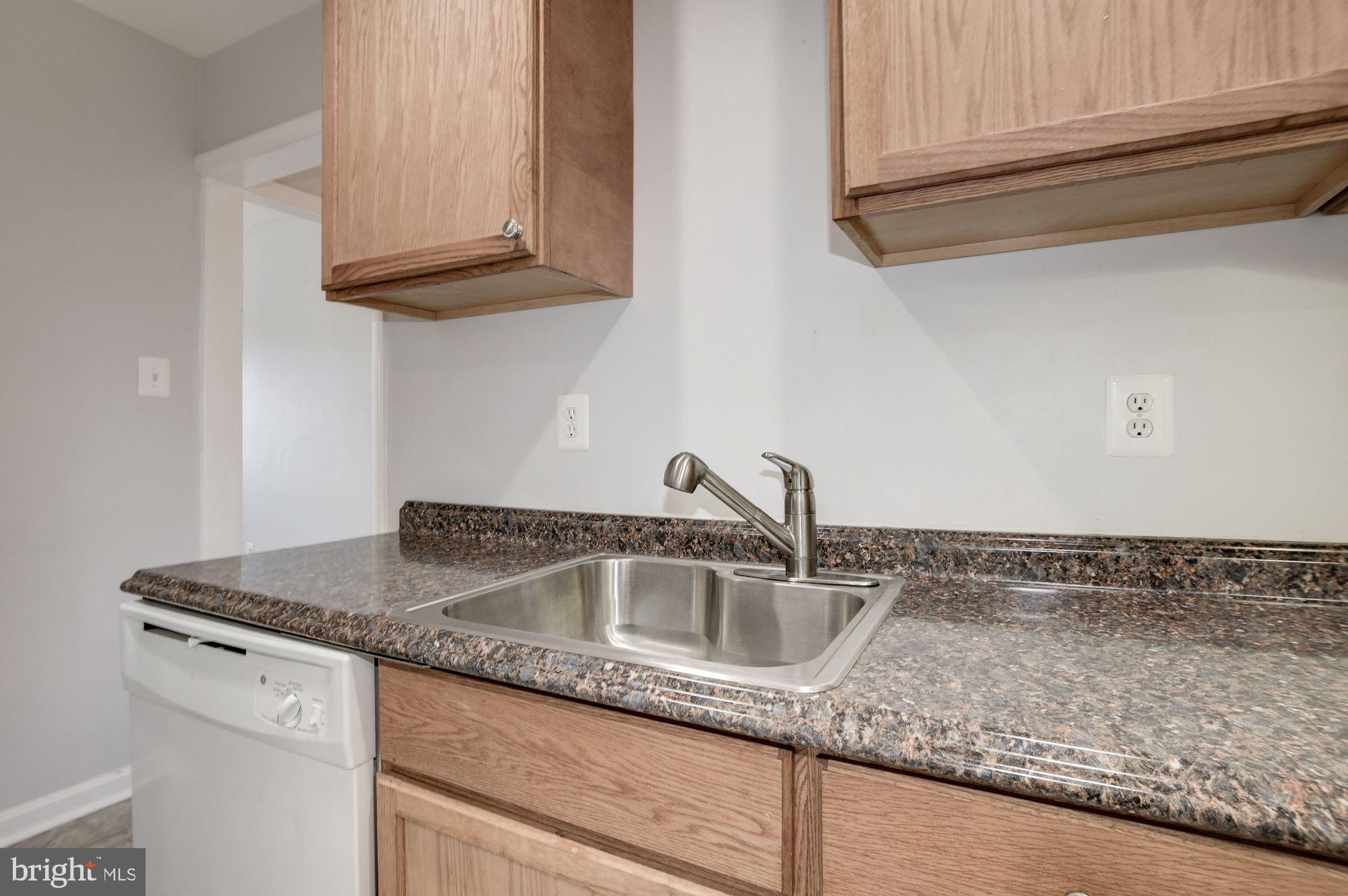 11611 Dewey Road Silver Spring, MD 20906 - Photo 23 of 45 Kitchen