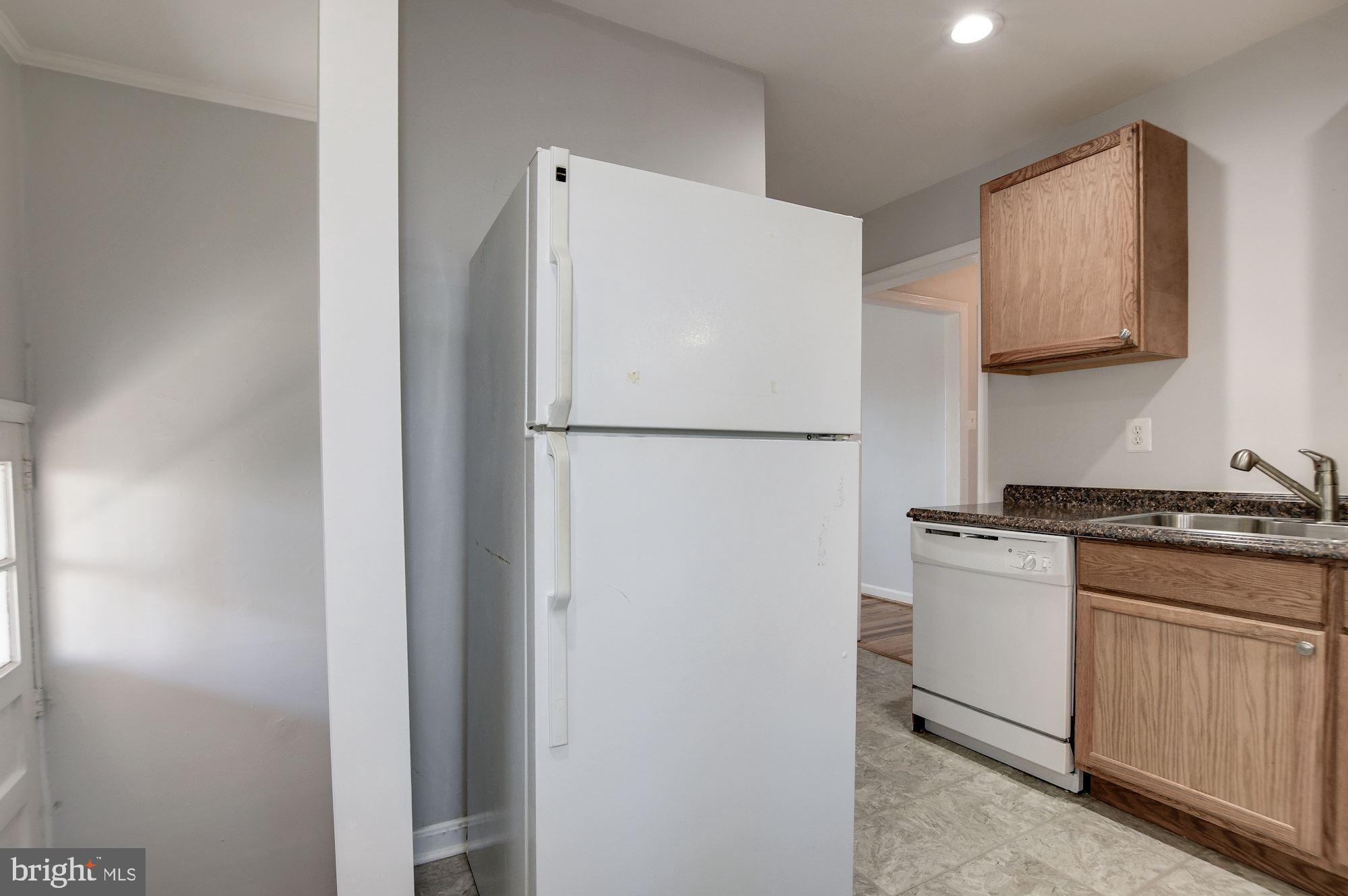 11611 Dewey Road Silver Spring, MD 20906 - Photo 24 of 45 Kitchen
