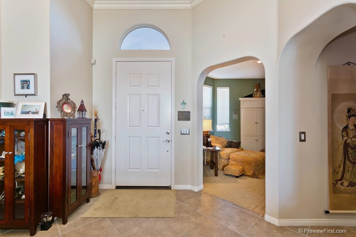 6629 Remsen Court Carlsbad, CA 92011 - Photo 4 of 25