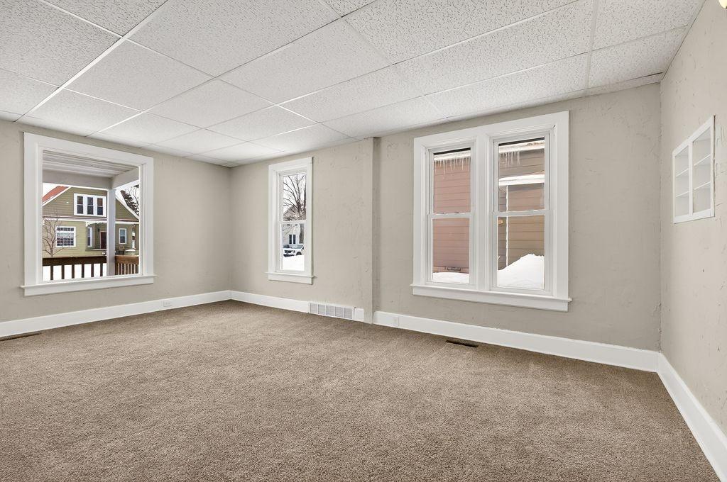 813 Randall Avenue Rhinelander, WI 54501 - Photo 7 of 31 Gallery Image 7