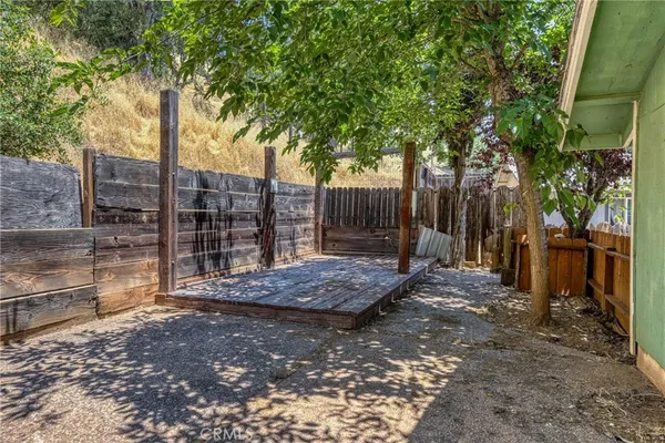 $169,900 | 12410 Lakeview Drive, Clearlake Oaks, CA 95423