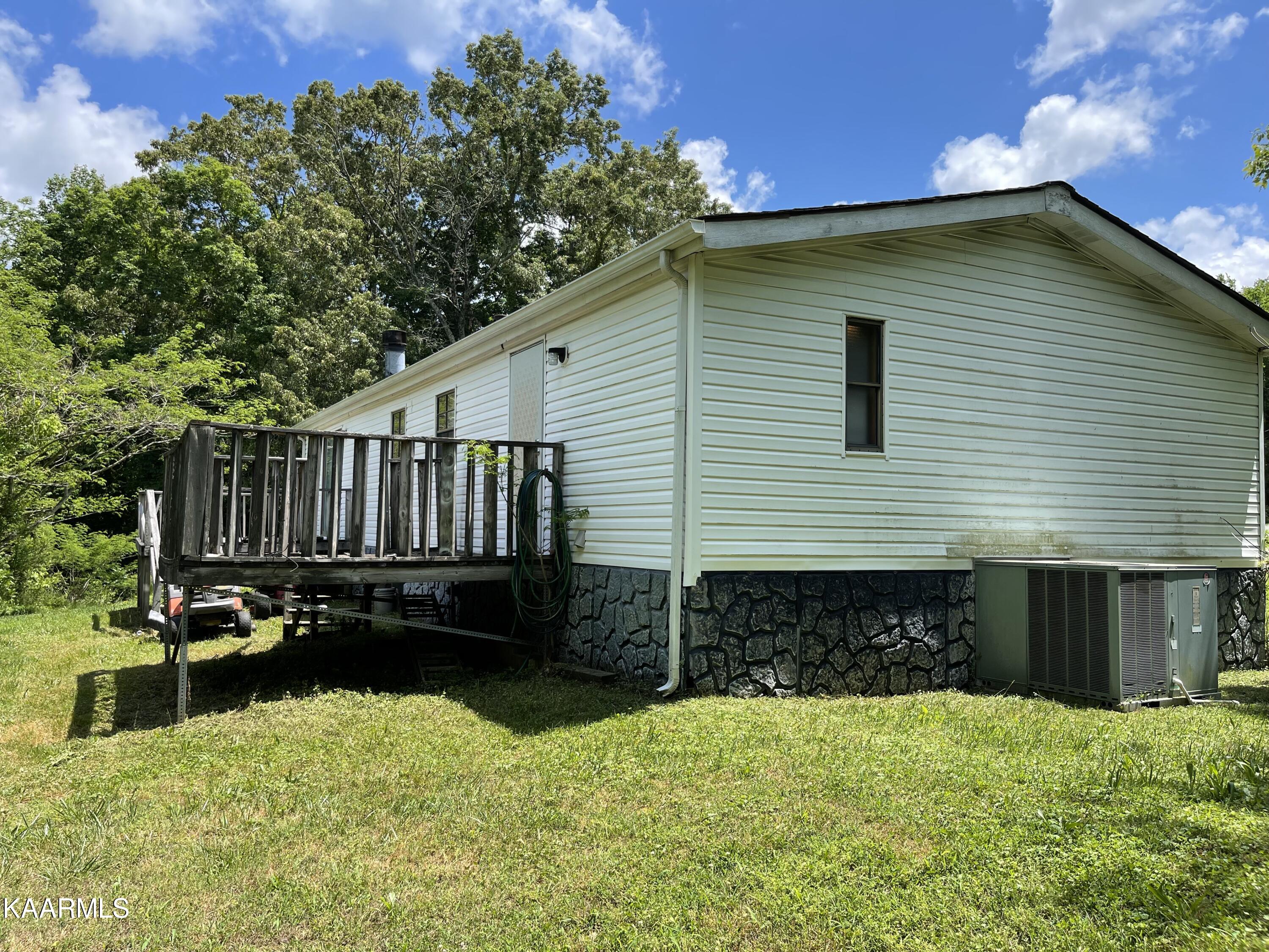 8636 Greenwell Road Powell, TN 37849 - Photo 18 of 27 IMG_2941