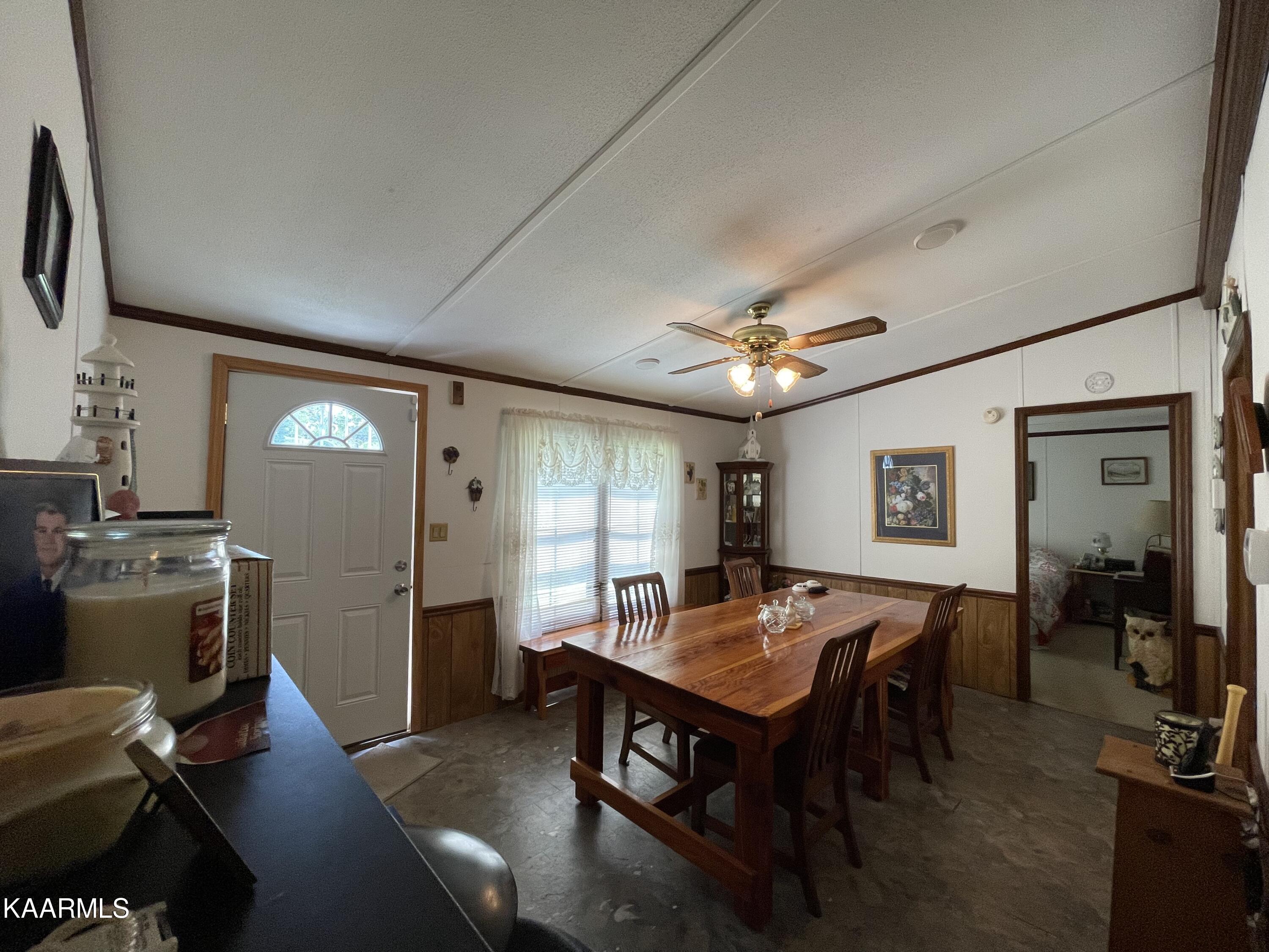 8636 Greenwell Road Powell, TN 37849 - Photo 5 of 27 IMG_2956