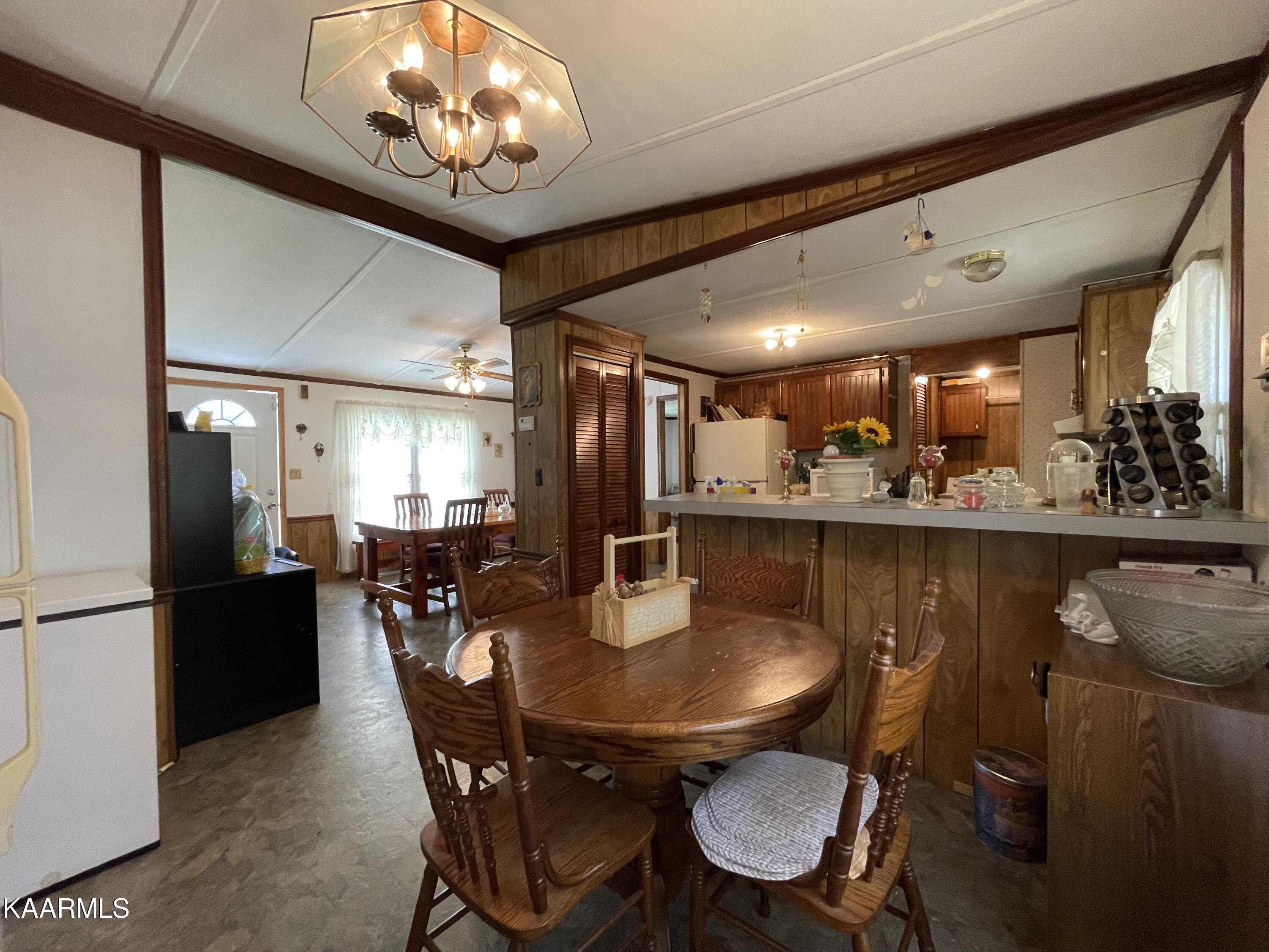 8636 Greenwell Road Powell, TN 37849 - Photo 6 of 27 IMG_2955
