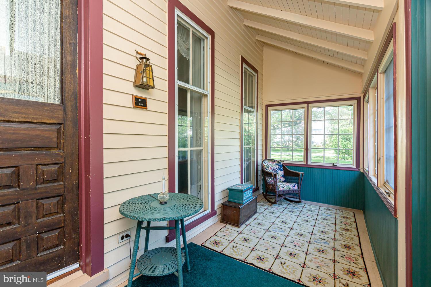 213 President Avenue Rutledge, PA 19070 - Photo 3 of 35 Enclosed front porch