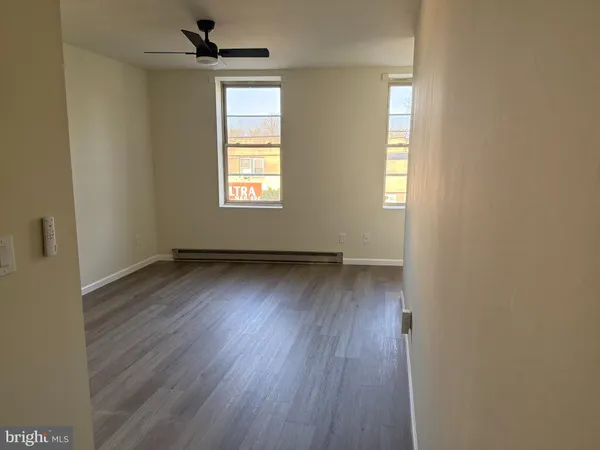 $1,500 | 21 North Main Street, Unit E, Woodstown, NJ 08098