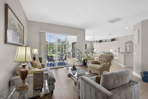 $1,099,000 | 15373 98th Trail North, Jupiter Farms, FL 33478