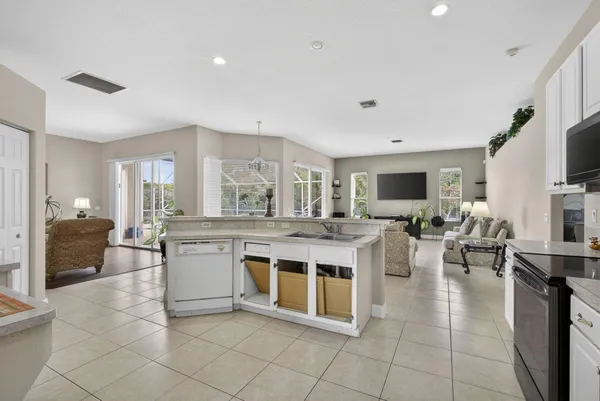 $1,099,000 | 15373 98th Trail North, Jupiter Farms, FL 33478