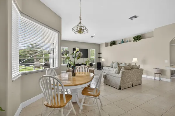 $1,099,000 | 15373 98th Trail North, Jupiter Farms, FL 33478