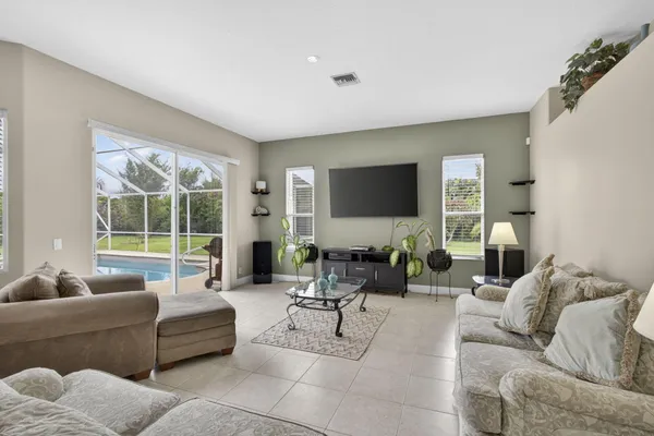 $1,099,000 | 15373 98th Trail North, Jupiter Farms, FL 33478