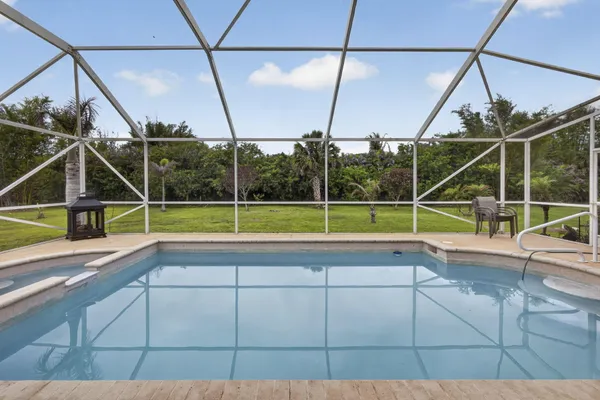 $1,099,000 | 15373 98th Trail North, Jupiter Farms, FL 33478