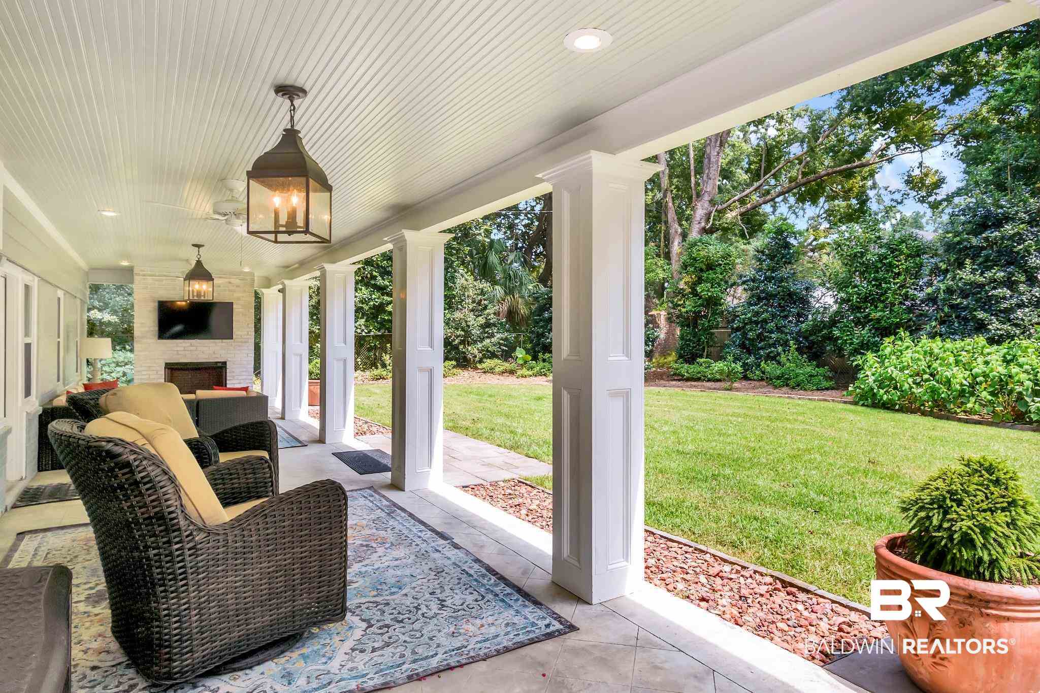 1915 Old Shell Road Mobile, AL 36607 - Photo 2 of 38