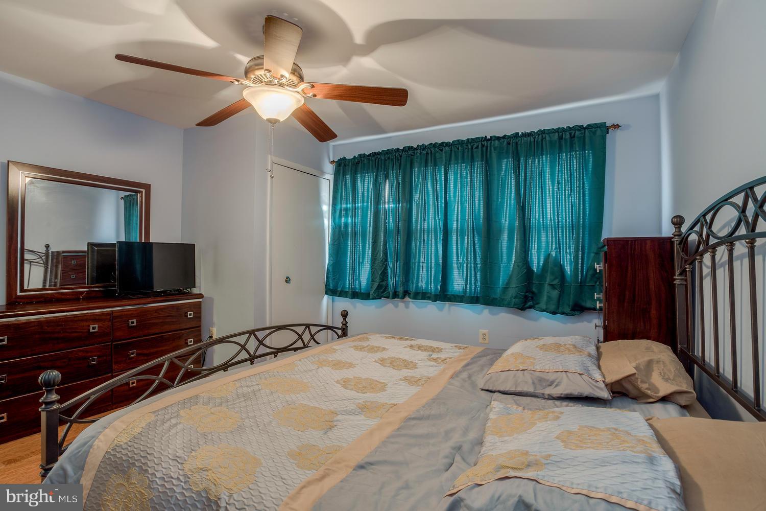 4828 Midline Road Baltimore, MD 21206 - Photo 23 of 28 Bedroom