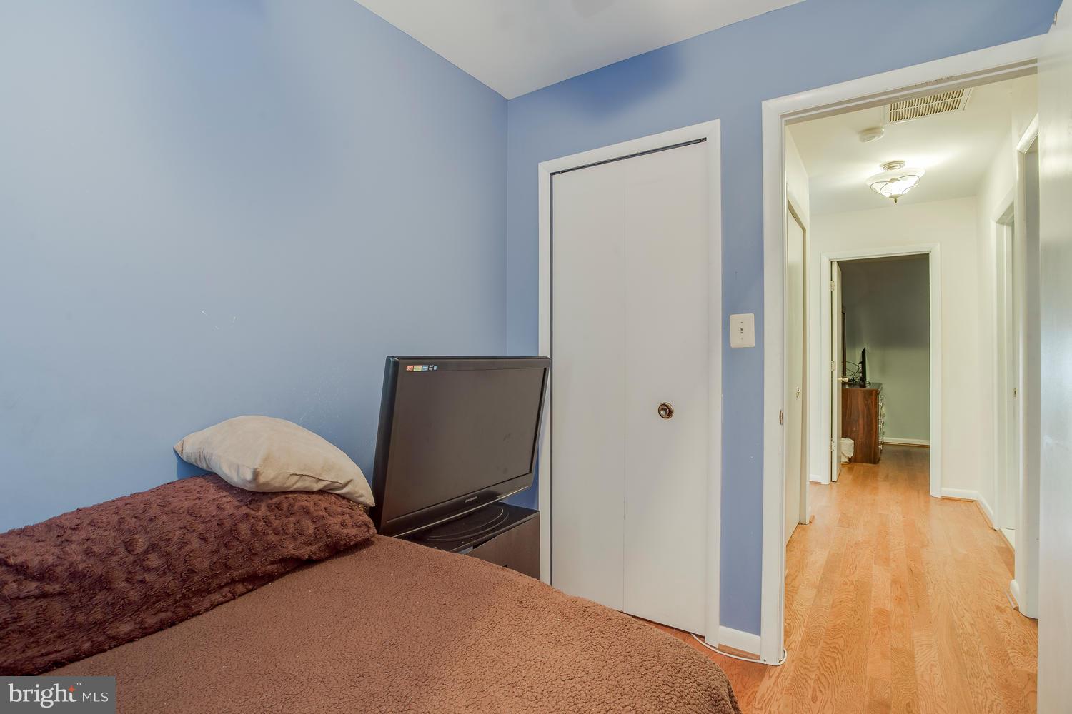 4828 Midline Road Baltimore, MD 21206 - Photo 27 of 28 Bedroom
