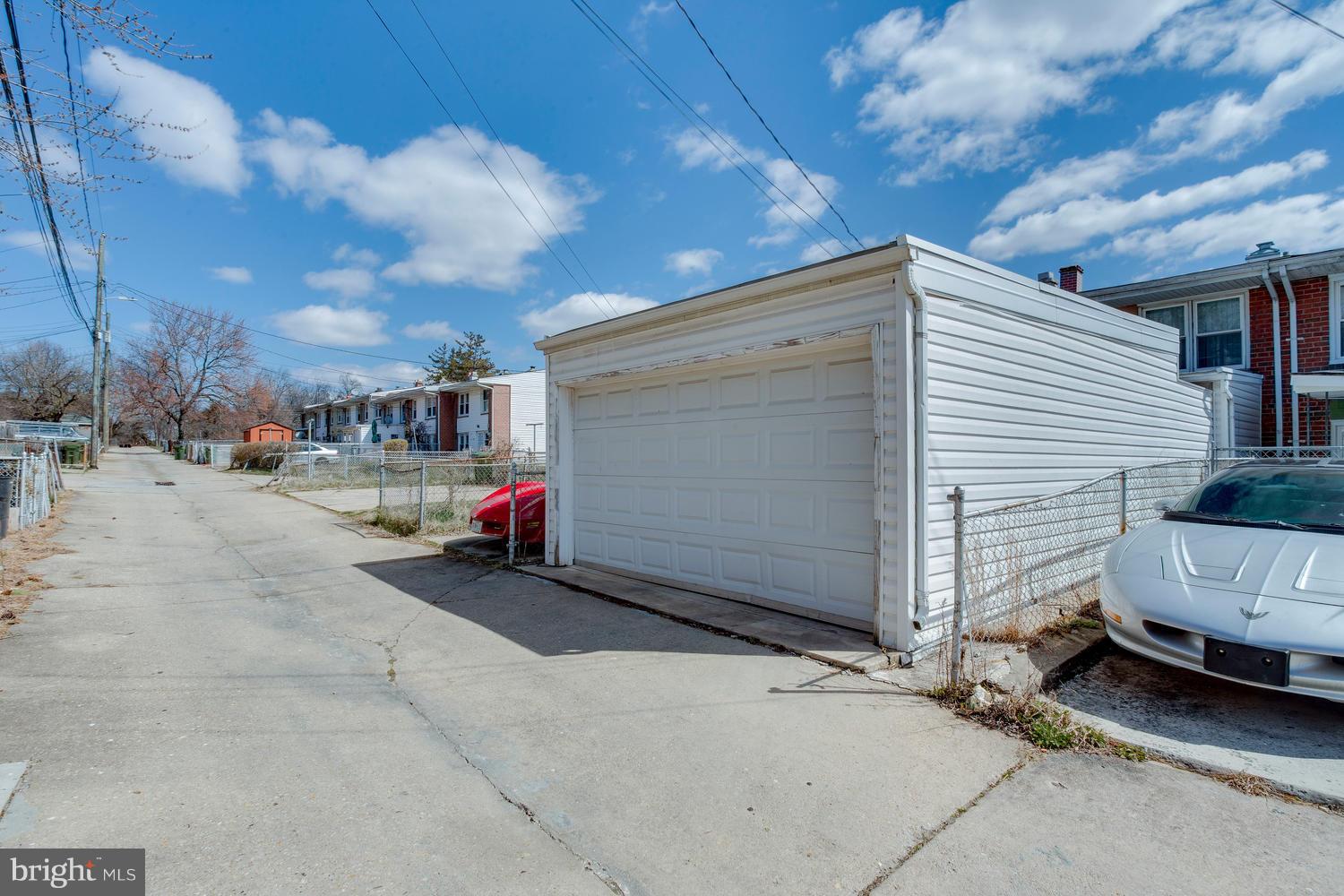 4828 Midline Road Baltimore, MD 21206 - Photo 5 of 28 Exterior (Rear)
