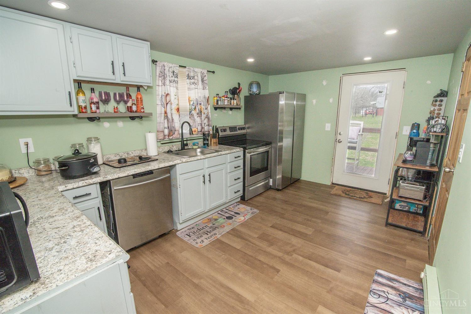 201 Chapel Road Amelia, OH 45102 - Photo 15 of 34 Gallery Image 15